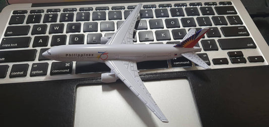 Philippine Airlines PAL Miniature Air Plane Toys Metal 6 inches Collectibles Die Cast No stand